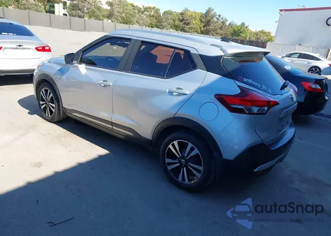 2018 Nissan Kicks Sr from USA, damaged, VIN 3N1CP5CU2JL544673